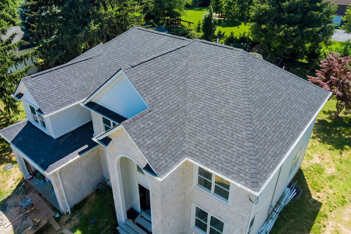  Renewing Or Switching Roofers Insurance: Tips For A Smooth Transition